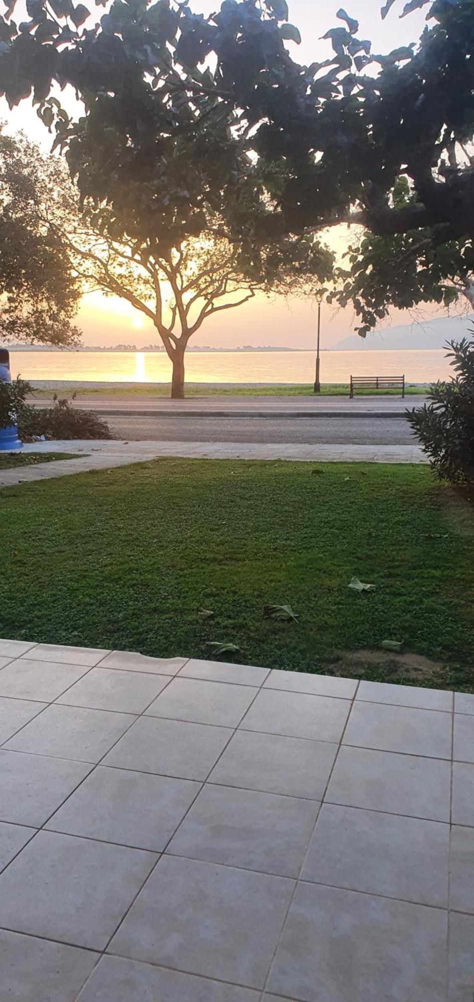 Nafpaktos Seaside Apartment Luaran gambar